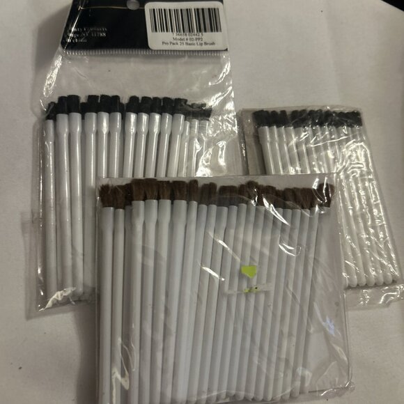 Lot Of Make-up Consultant Beauty Sample Brushes For lip & eye brushe Disposable - Picture 2 of 10